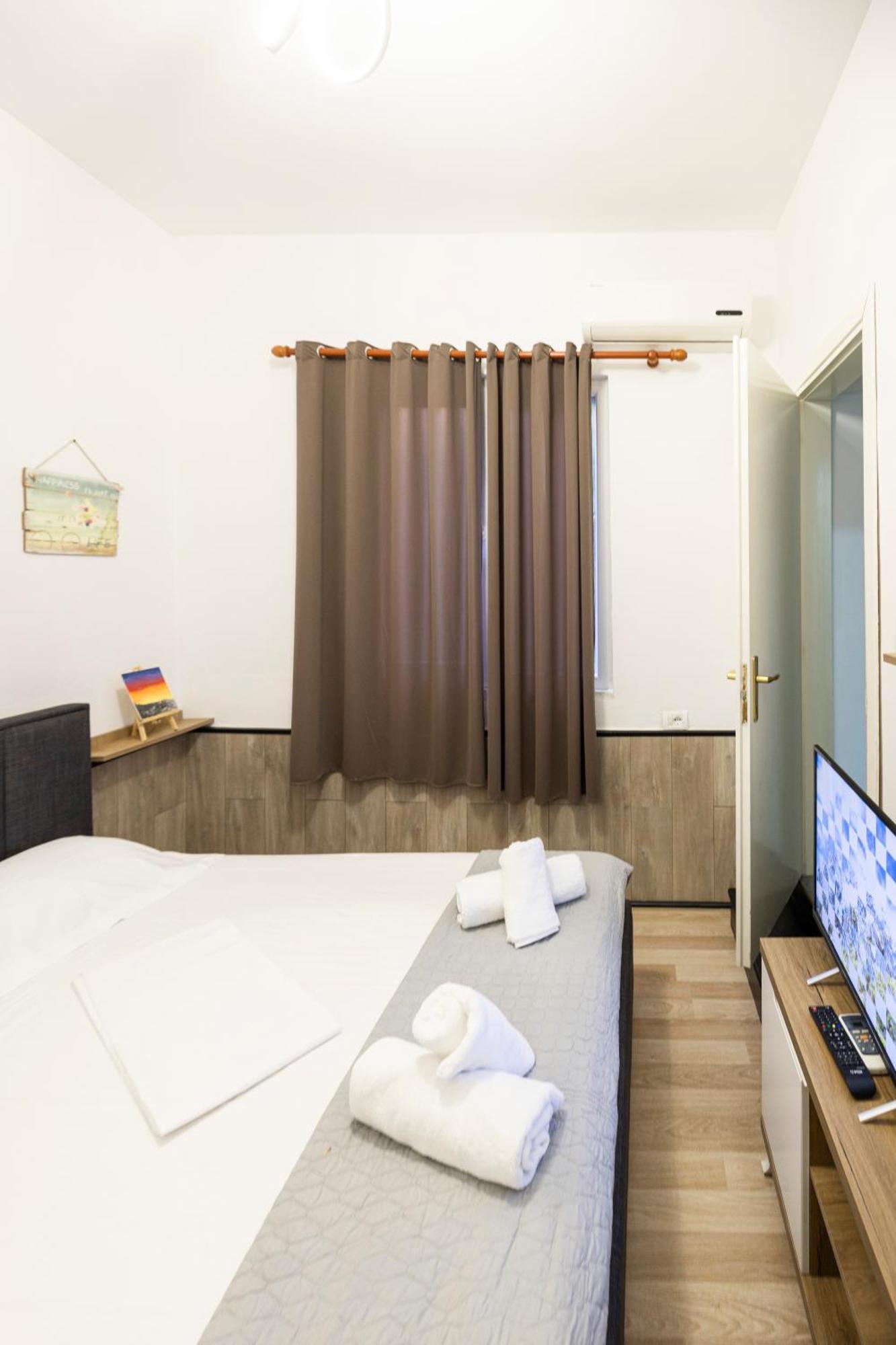Tiny Cute Studio Near The City Center - 5 Min Walk Tiran Dış mekan fotoğraf